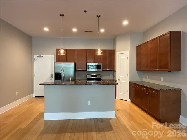 3100 N Davidson Street 203, Charlotte, NC 28205