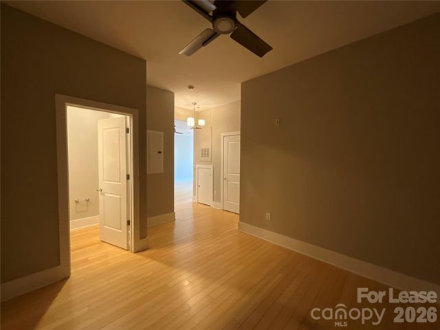 3100 N Davidson Street 203, Charlotte, NC 28205