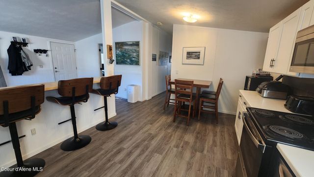 2214 W Windermere Ave, Coeur D'alene, ID 83815