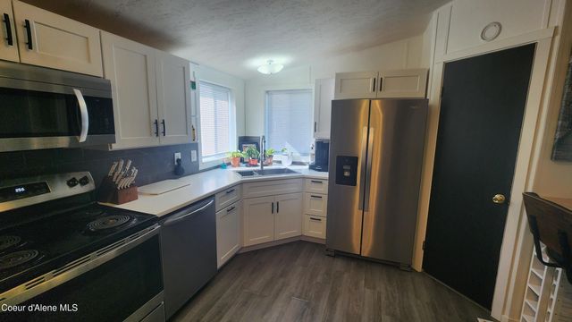2214 W Windermere Ave, Coeur D'alene, ID 83815