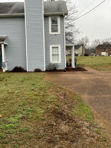 2411 Robbie Ct, Nashville, TN 37214