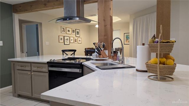 2128 Mynah Avenue, Mcallen, TX 78504