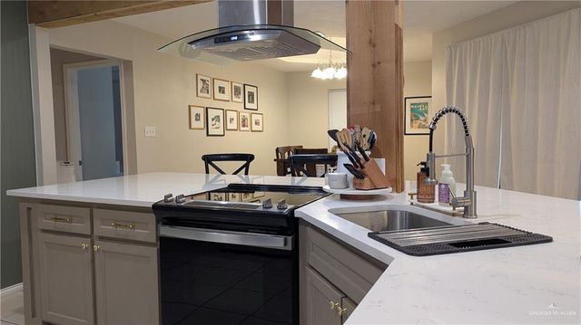 2128 Mynah Avenue, Mcallen, TX 78504