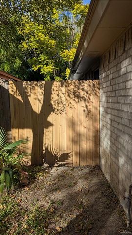 2128 Mynah Avenue, Mcallen, TX 78504