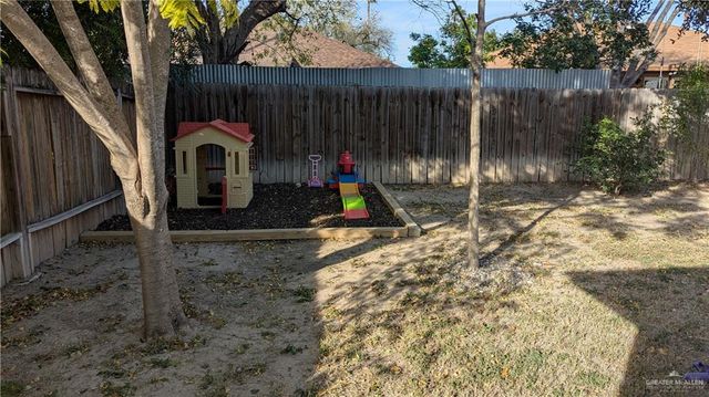 2128 Mynah Avenue, Mcallen, TX 78504