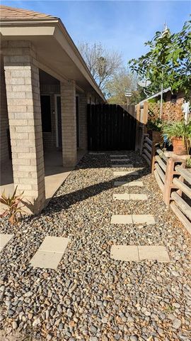 2128 Mynah Avenue, Mcallen, TX 78504