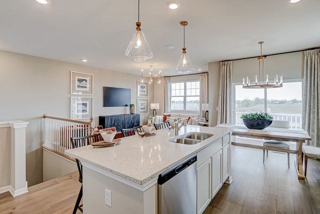 420 Comstock Road, South Elgin, IL 60177