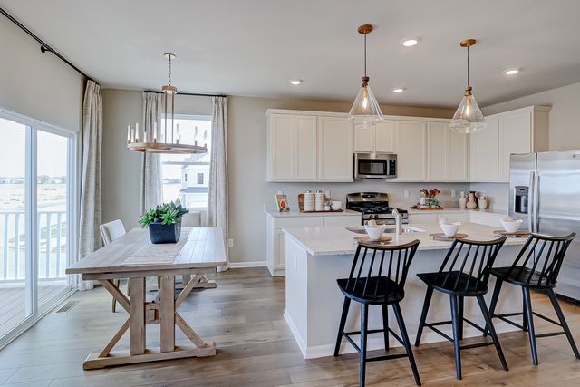 420 Comstock Road, South Elgin, IL 60177