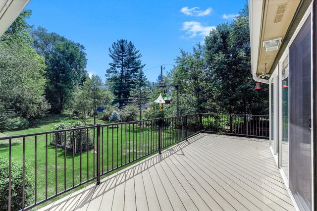 16307 Moorland Circle, Minnetonka, MN 55345