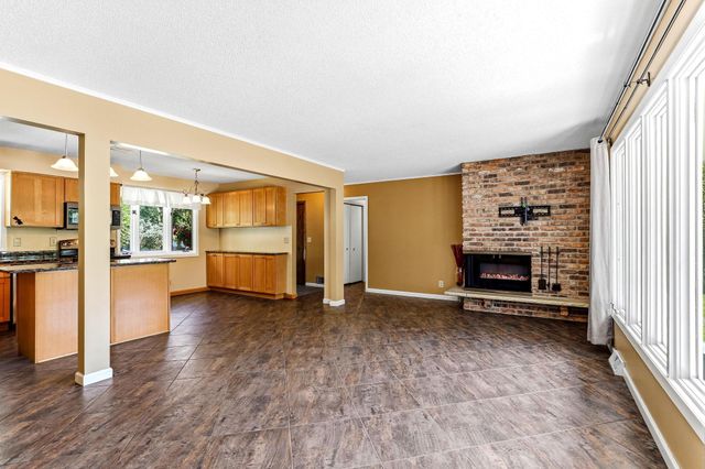 16307 Moorland Circle, Minnetonka, MN 55345