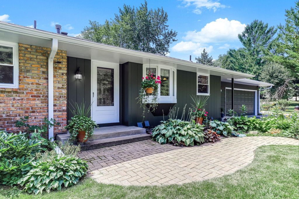 16307 Moorland Circle, Minnetonka, MN 55345 — photo 3
