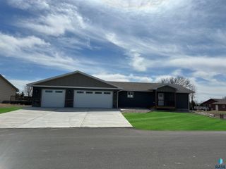 118 Lake Ridge Dr Drive, Wentworth, SD 57075