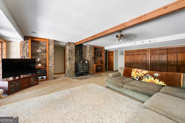 180 River Cove Road, Social Circle, GA 30025