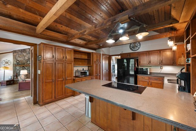 180 River Cove Road, Social Circle, GA 30025