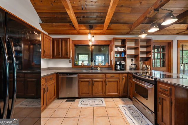 180 River Cove Road, Social Circle, GA 30025