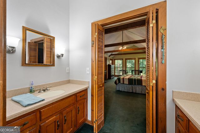 180 River Cove Road, Social Circle, GA 30025