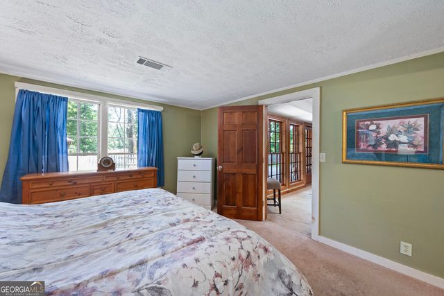 180 River Cove Road, Social Circle, GA 30025