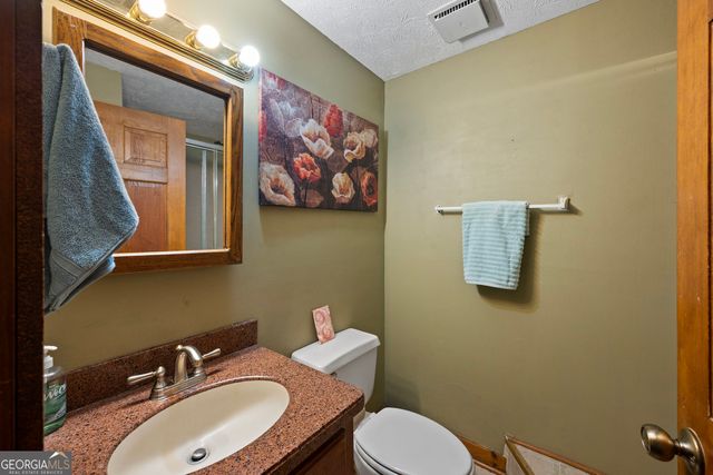 180 River Cove Road, Social Circle, GA 30025