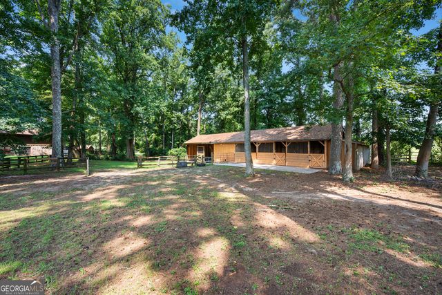 180 River Cove Road, Social Circle, GA 30025