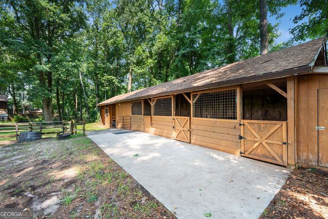 180 River Cove Road, Social Circle, GA 30025