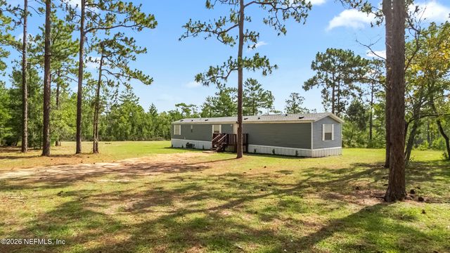 176 MELROSE LANDING Drive, Hawthorne, FL 32640