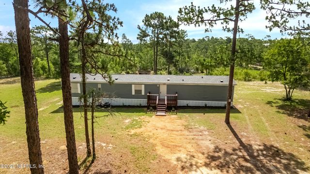176 MELROSE LANDING Drive, Hawthorne, FL 32640