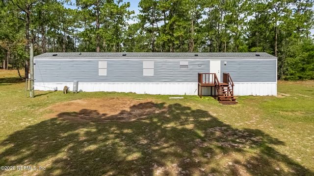 176 MELROSE LANDING Drive, Hawthorne, FL 32640
