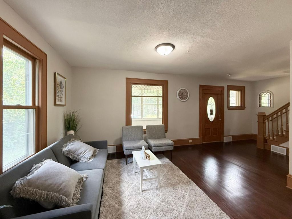 324 Topping Street, Saint Paul, MN 55117 — photo 3