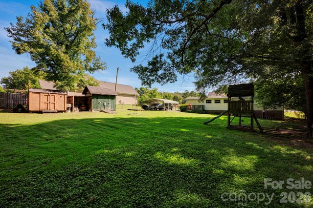 12523 Asbury Chapel Road, Huntersville, NC 28078