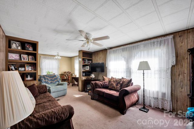 12523 Asbury Chapel Road, Huntersville, NC 28078