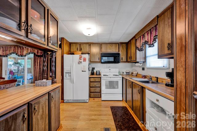 12523 Asbury Chapel Road, Huntersville, NC 28078