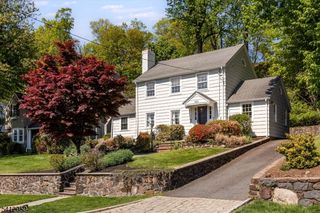 582 Highland Ave, Montclair Twp., NJ 07043