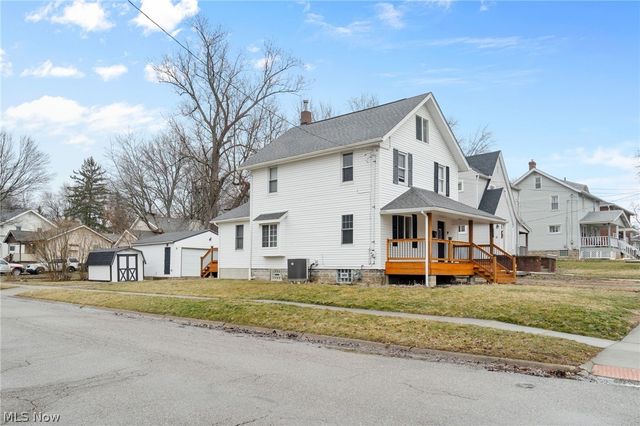 847 Sackett Avenue, Cuyahoga Falls, OH 44221