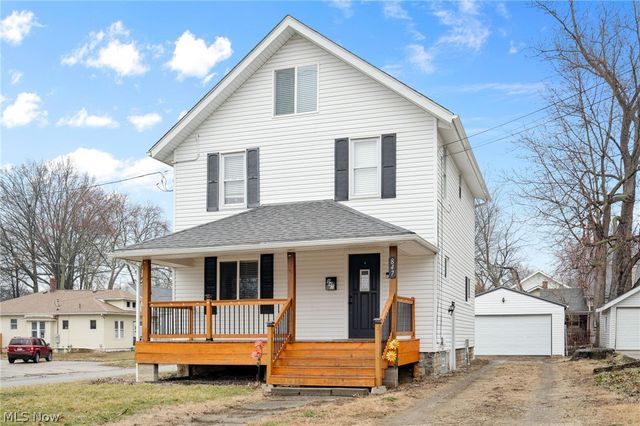 847 Sackett Avenue, Cuyahoga Falls, OH 44221