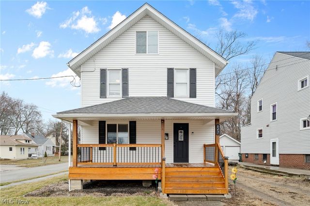 847 Sackett Avenue, Cuyahoga Falls, OH 44221