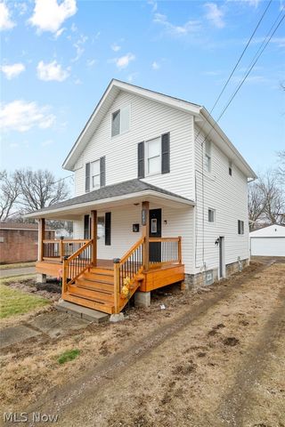 847 Sackett Avenue, Cuyahoga Falls, OH 44221