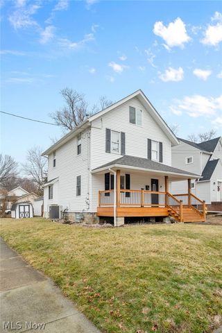 847 Sackett Avenue, Cuyahoga Falls, OH 44221