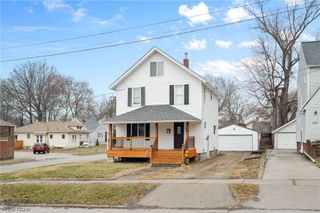 847 Sackett Avenue, Cuyahoga Falls, OH 44221
