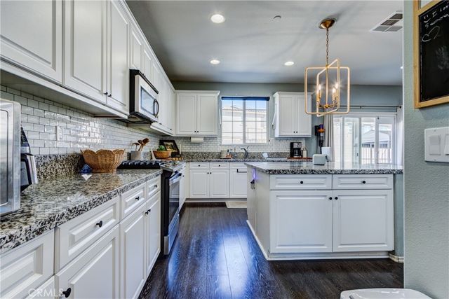 13224 Valmont Court, Victorville, CA 92394