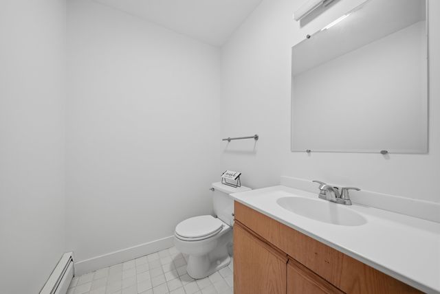 10 Eaton Road, Amherst, NH 03031