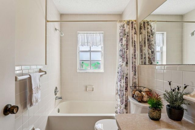 6710 HICKORYWOOD LN 1B, New Port Richey, FL 34653