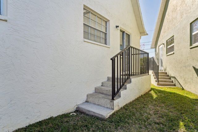 6710 HICKORYWOOD LN 1B, New Port Richey, FL 34653