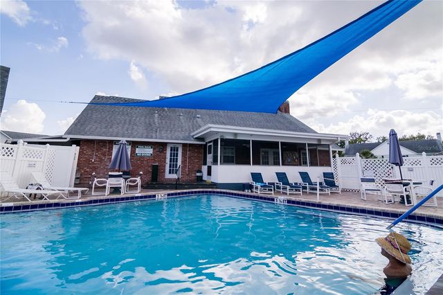 6710 HICKORYWOOD LN 1B, New Port Richey, FL 34653