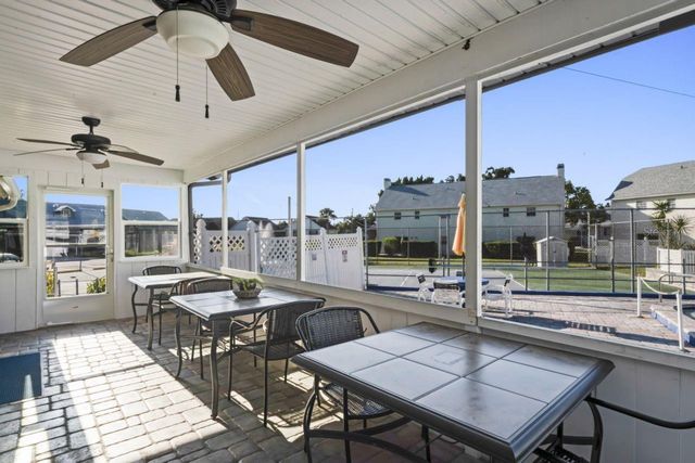 6710 HICKORYWOOD LN 1B, New Port Richey, FL 34653