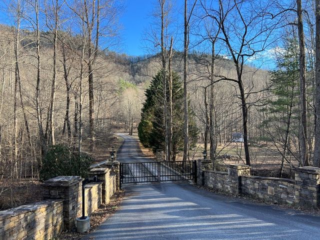 Lot 45 Tusquittee Crossing, Hayesville, NC 28904