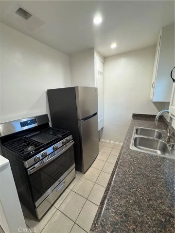 2573 N. Lincoln Street, Burbank, CA 91504