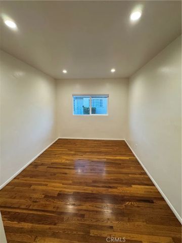 2573 N. Lincoln Street, Burbank, CA 91504