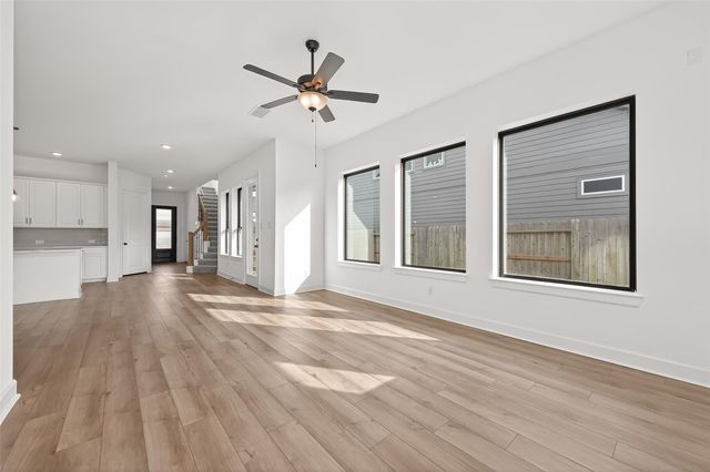 16915 Chapel Knox Drive, Humble, TX 77346