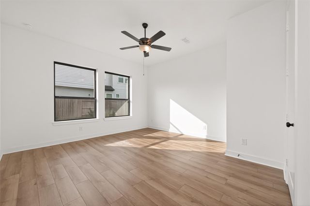 16915 Chapel Knox Drive, Humble, TX 77346