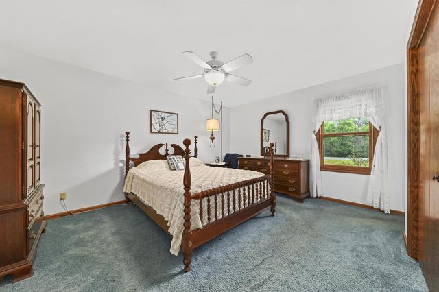 15720 W Roualt STREET, Brookfield, WI 53005